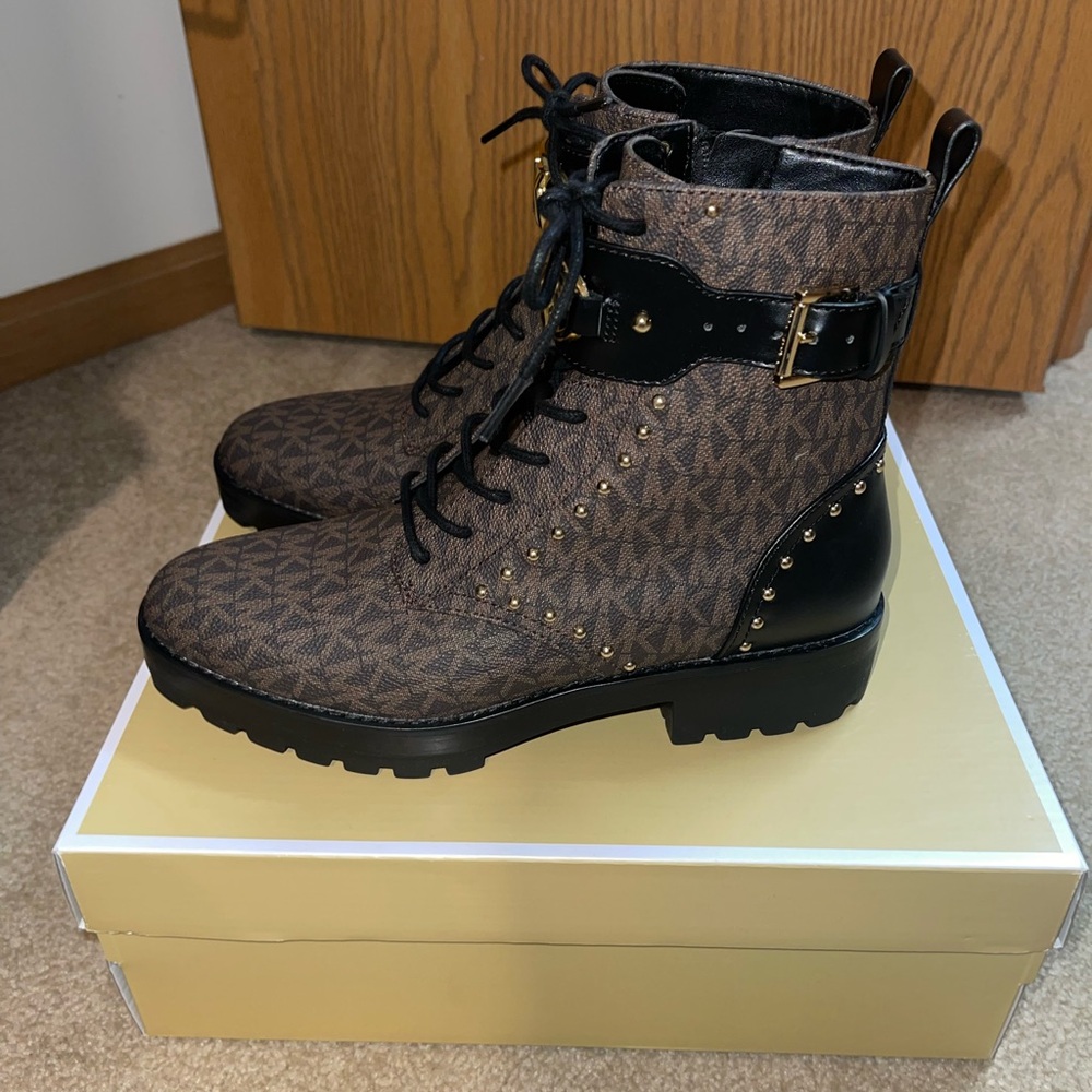 Michael Kors Brown and Black Women's Boots